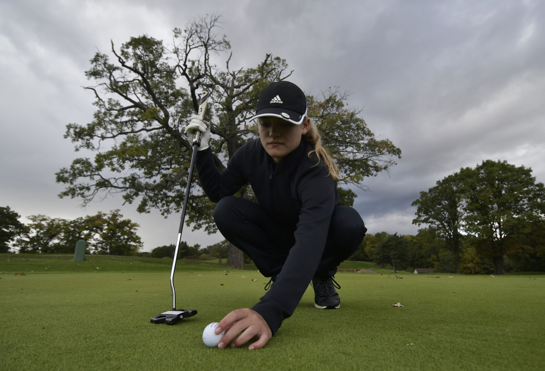 CENTRAL GOLF